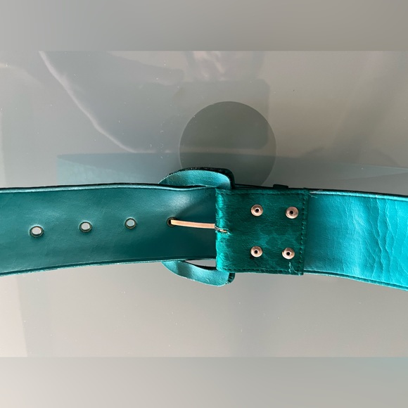 Argenti Unique emerald green 100% satin silk belt 2" wide silk buckle 32" waist - Picture 3 of 7